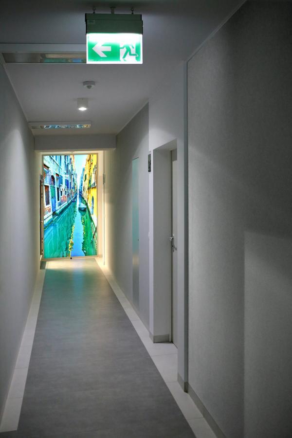 Super Apartment Poznan Luaran gambar
