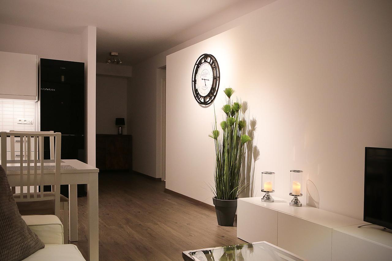 Super Apartment Poznan Luaran gambar