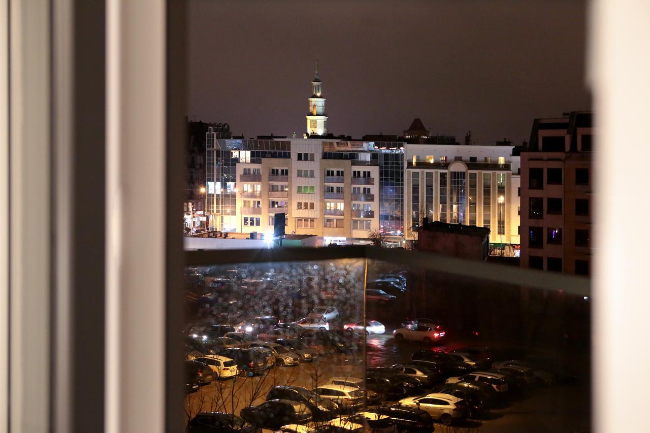 Super Apartment Poznan Luaran gambar