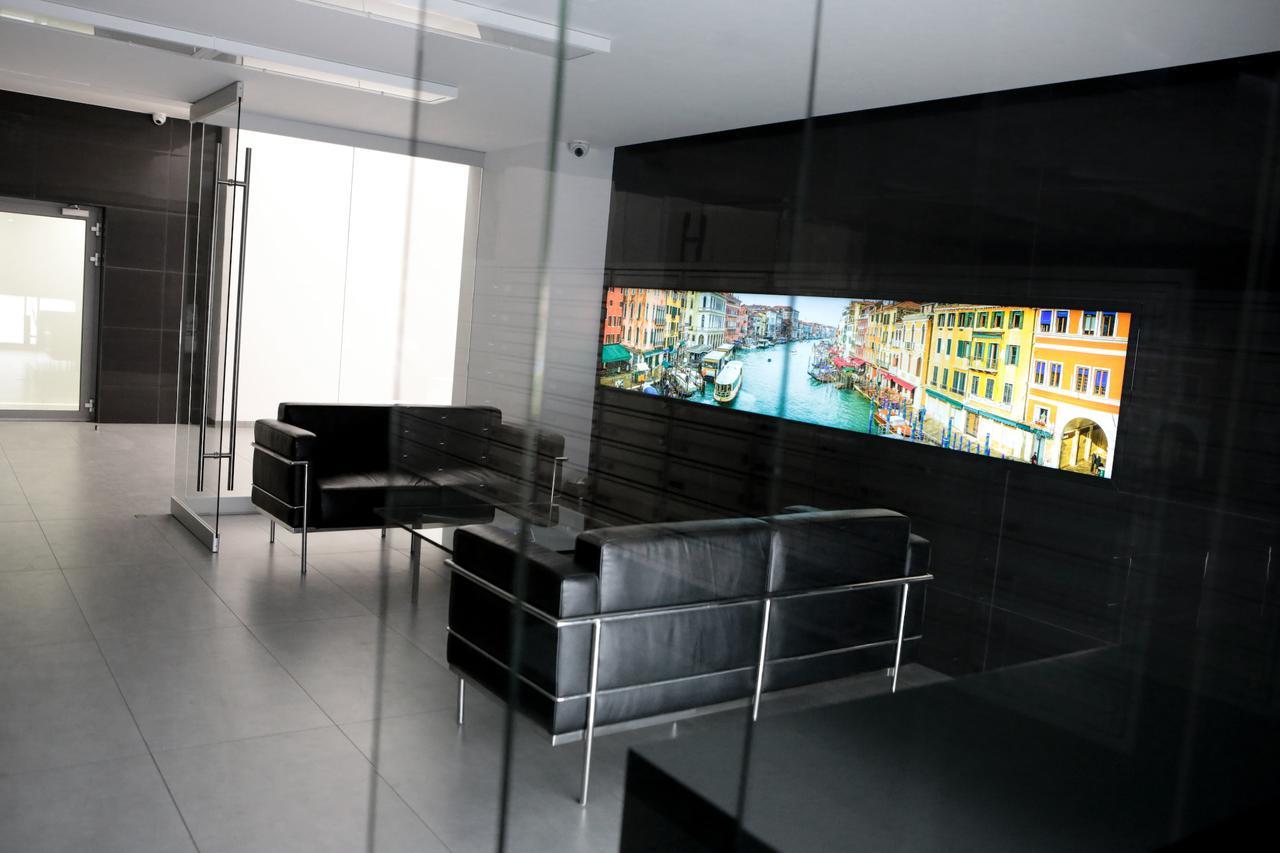 Super Apartment Poznan Luaran gambar