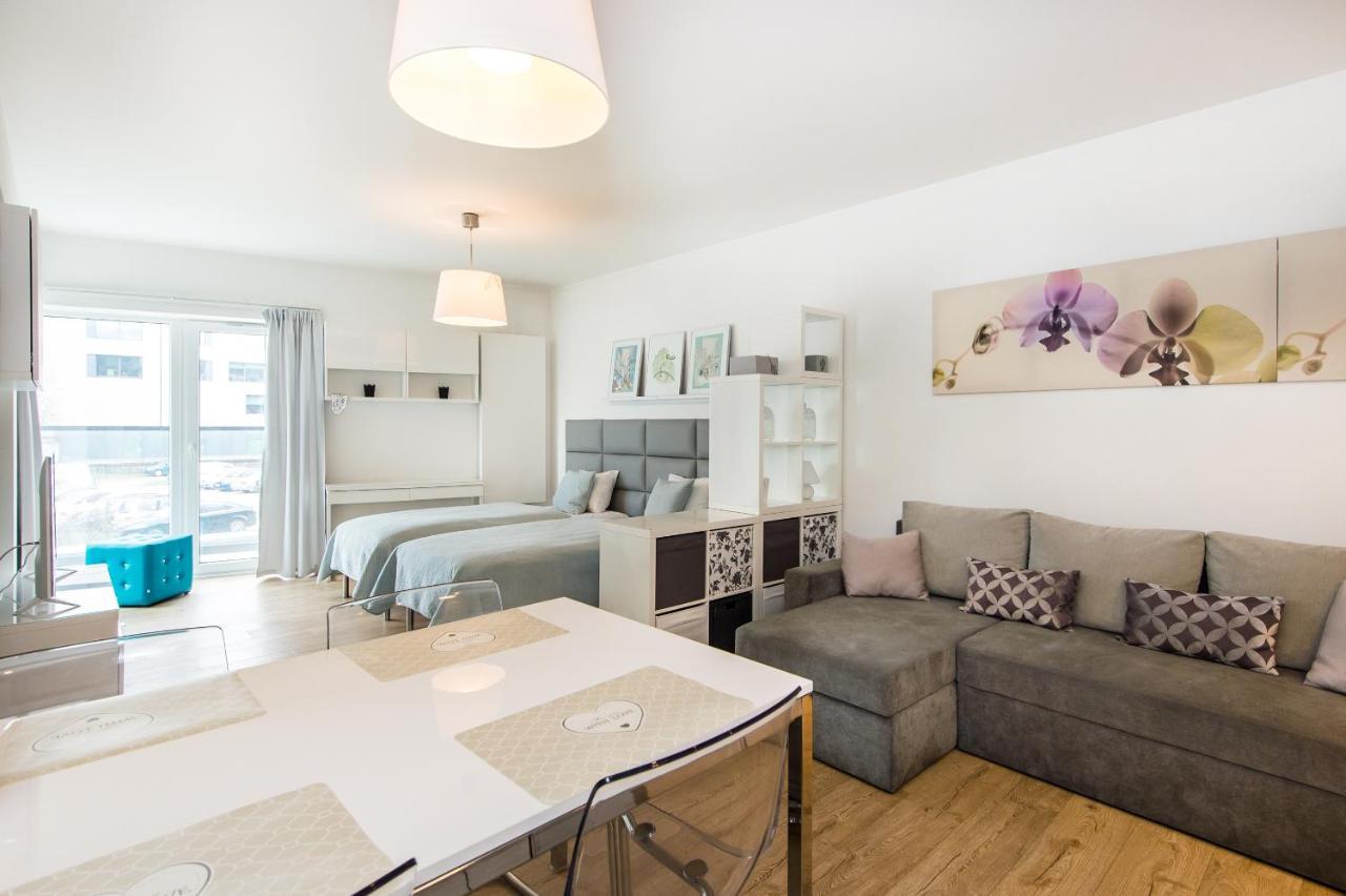 Super Apartment Poznan Luaran gambar