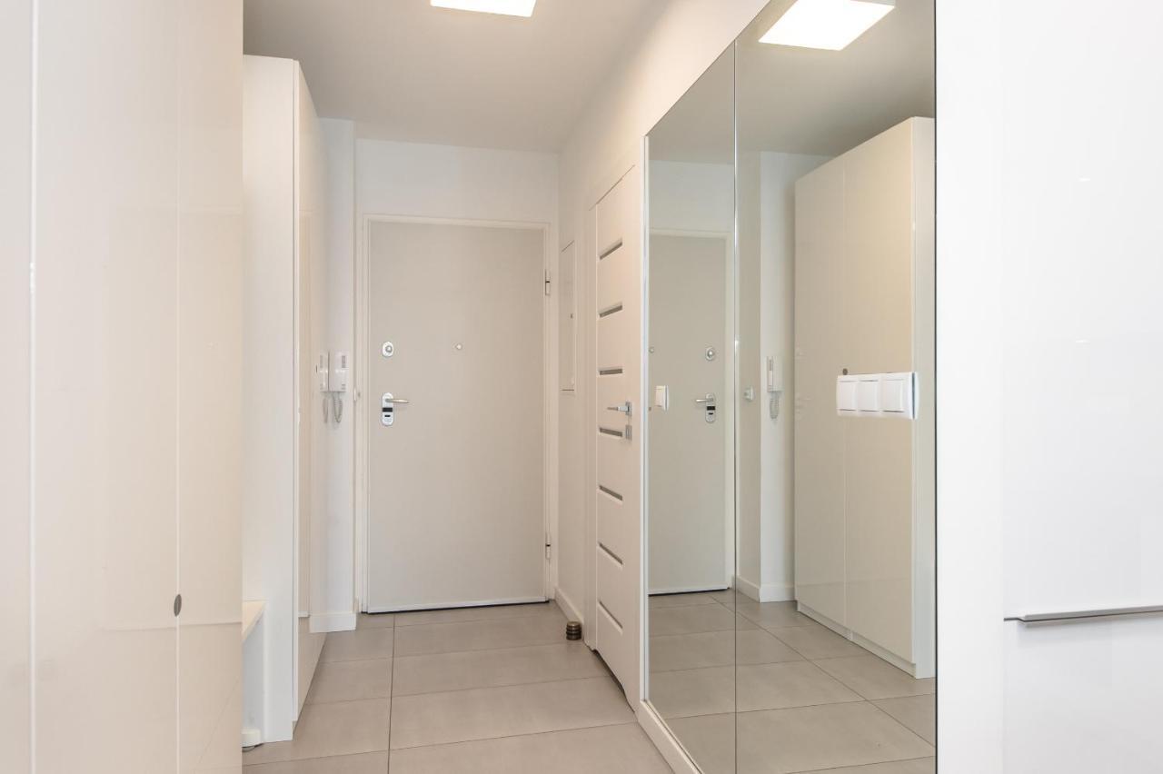 Super Apartment Poznan Luaran gambar